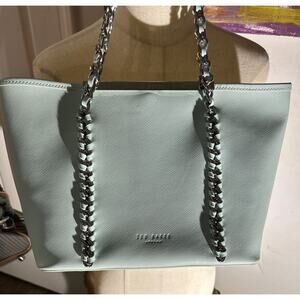 TED BAKER LONDON | CLOVER CHAIN SHOPPER